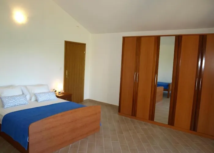 House In With Terrace, Air Conditioning, Wifi, Washing Machine * Drage