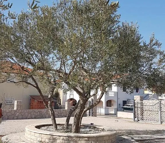 House In With Terrace, Air Conditioning, Wifi, Washing Machine Σπίτι διακοπών Drage