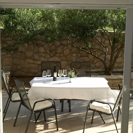 Vakantiehuis House In With Terrace, Air Conditioning, Wifi, Washing Machine Drage