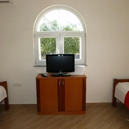 House In With Terrace, Air Conditioning, Wifi, Washing Machine Drage