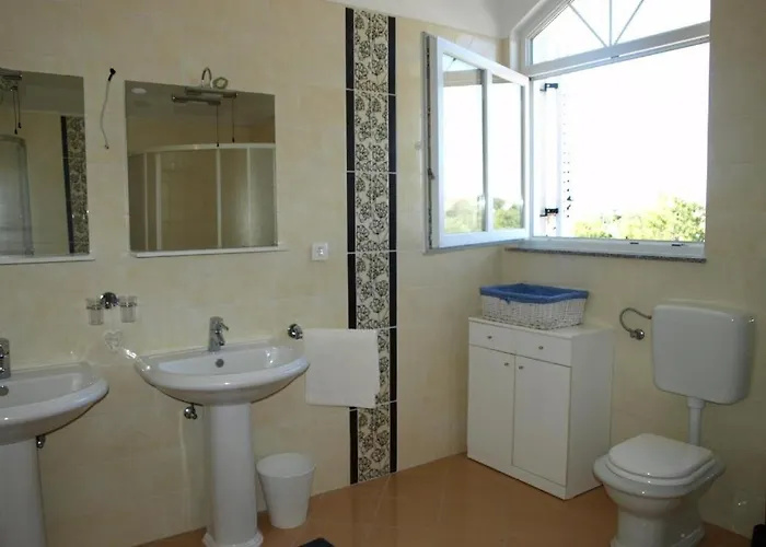 Prázdninový dům House In With Terrace, Air Conditioning, Wifi, Washing Machine *
